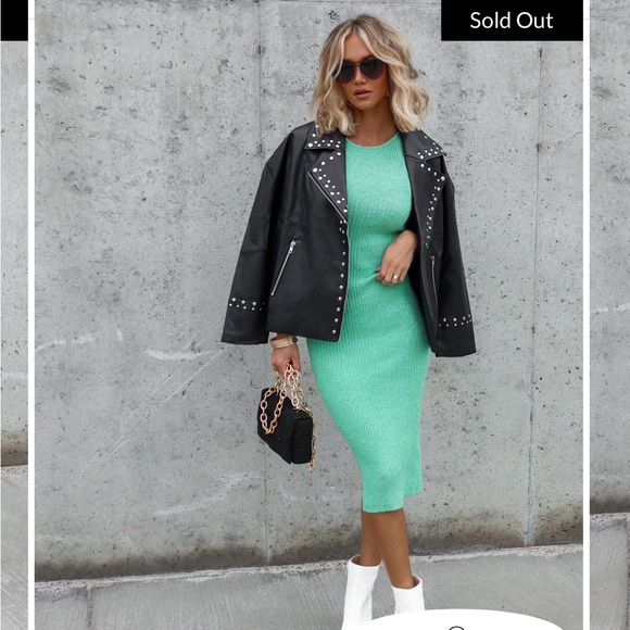 EXCEEDING EXPECTATIONS RIBBED KNIT MIDI DRESS - GREEN - Picture 3 of 6